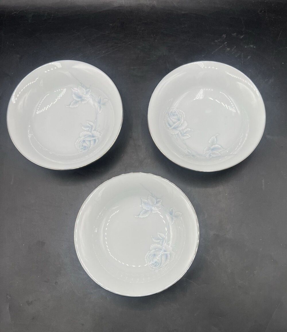 Noritake Virtue 2934 Fruit Dessert Bowls Set of 3 Blue Rose Platinum 5 5/8”
